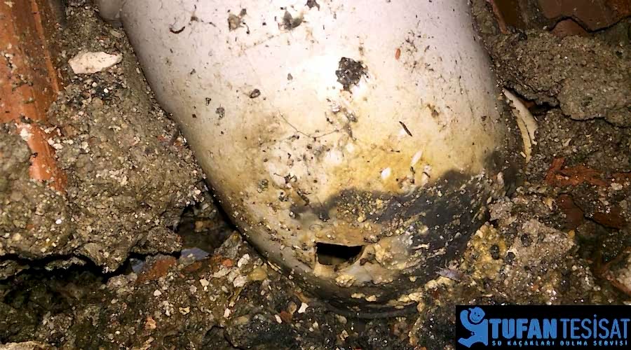 Atık Su Gideri Su Akıtıyor